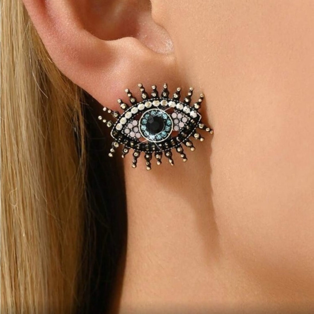 ✨Elegant Eye Stud Rhinestone Hypoallergenic Earrings